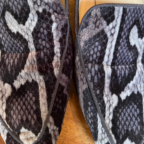 Franco Sarto velvet loafers - Picture 4 of 7